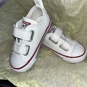 Toddler white converse, size 6